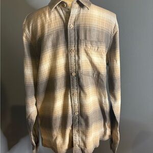 Hollister Men's Casual Gray and Cream Plaid Shirt